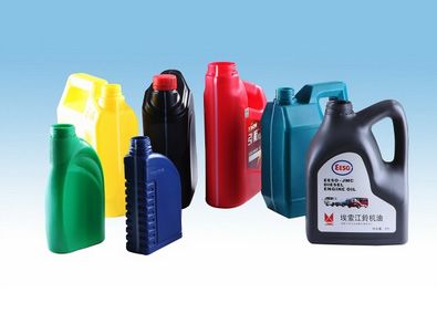 吹塑機(jī)專業(yè)生產(chǎn)廠家——意久機(jī)械，不斷創(chuàng)新求